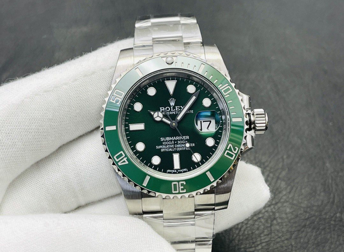 Rolex Submariner Date