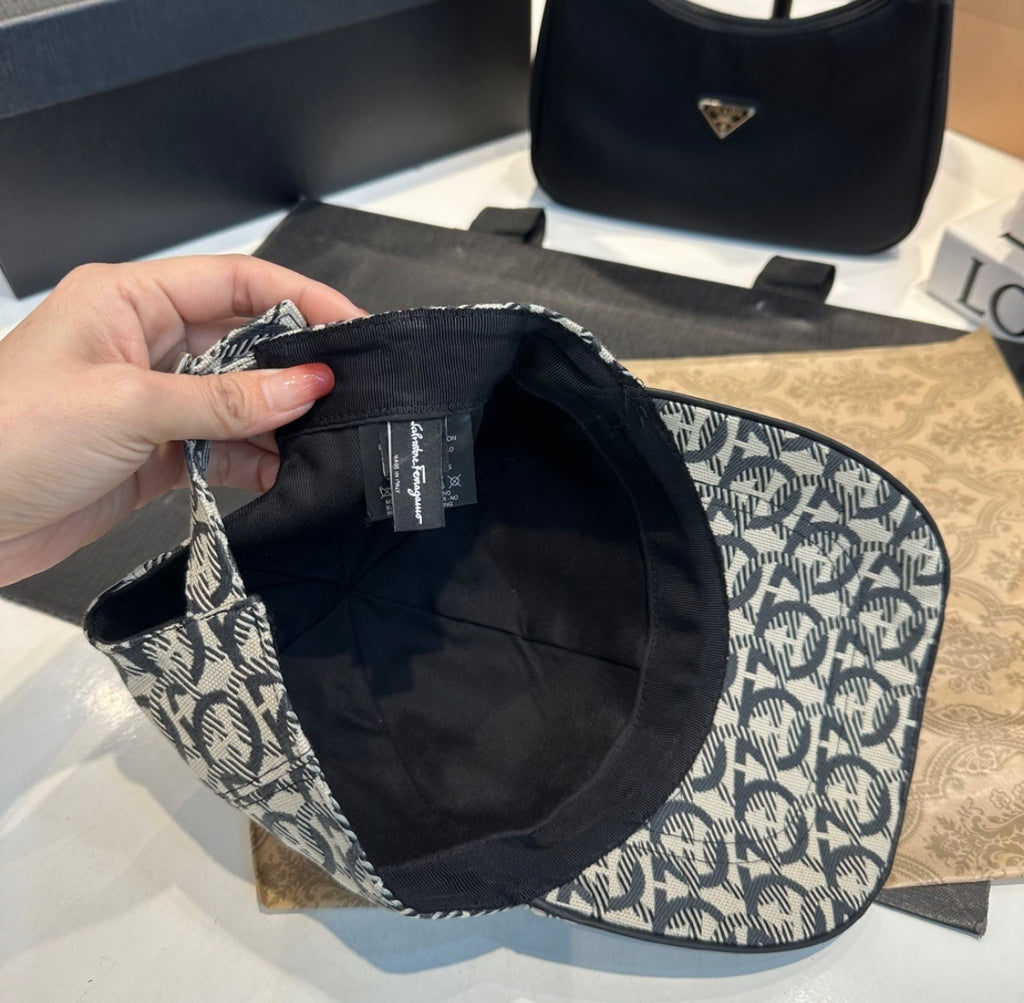 Ferragamo hat