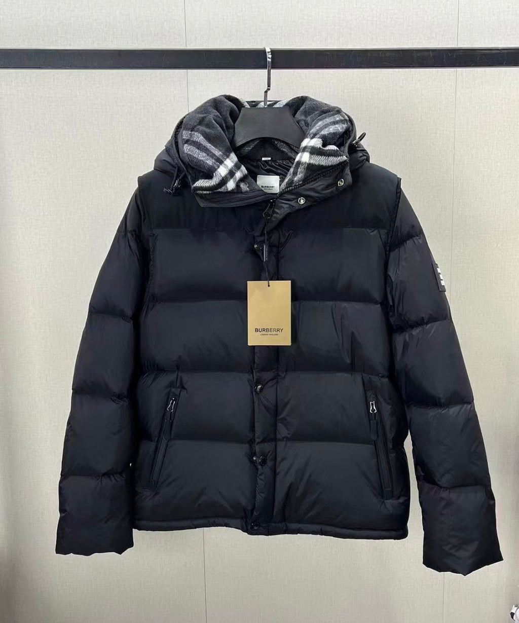 Burberry convertible jacket (Fast Delivery 1-3 Days only on Size S)