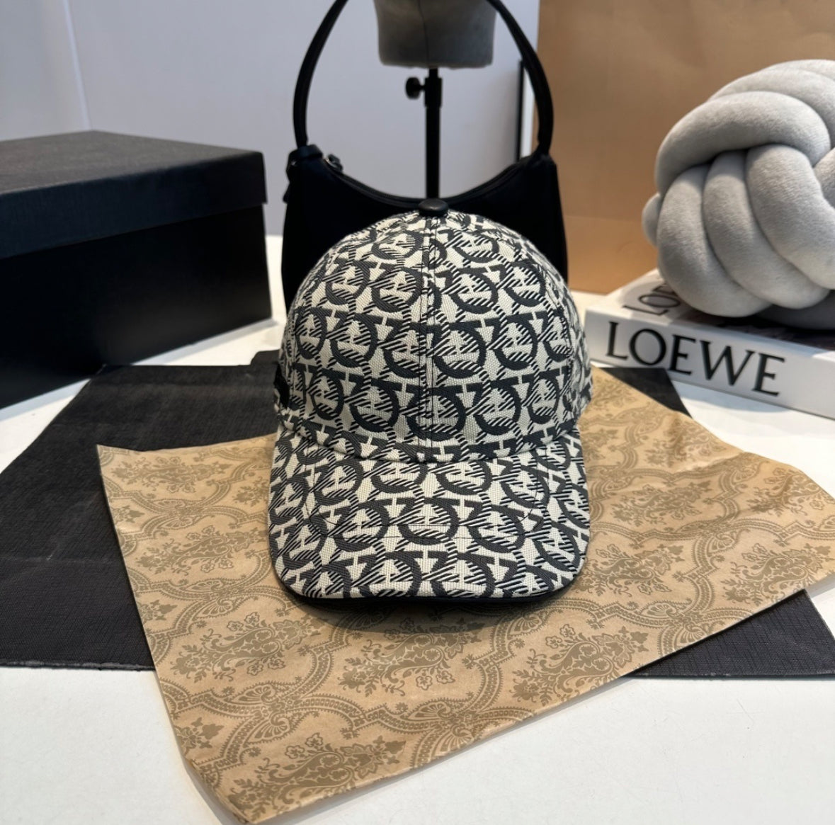 Ferragamo hat