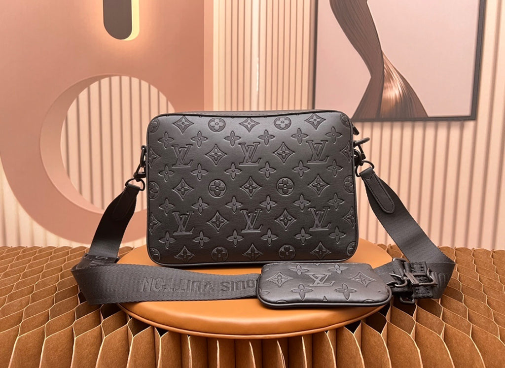 Louis Vuitton Steamer Wearable Wallet Monogram Taurillon Leather Bag