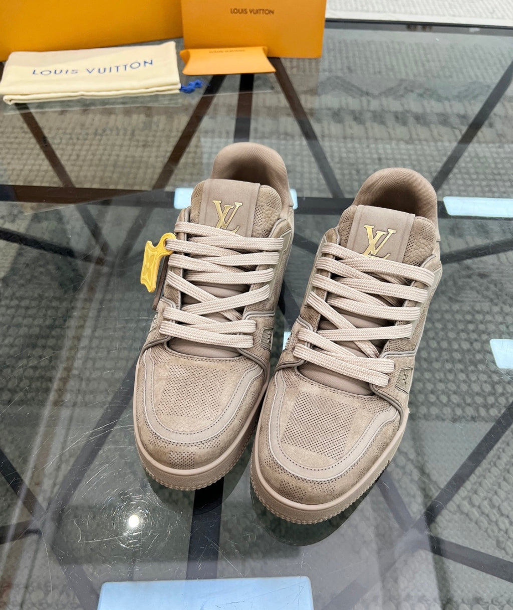 Lv shoes