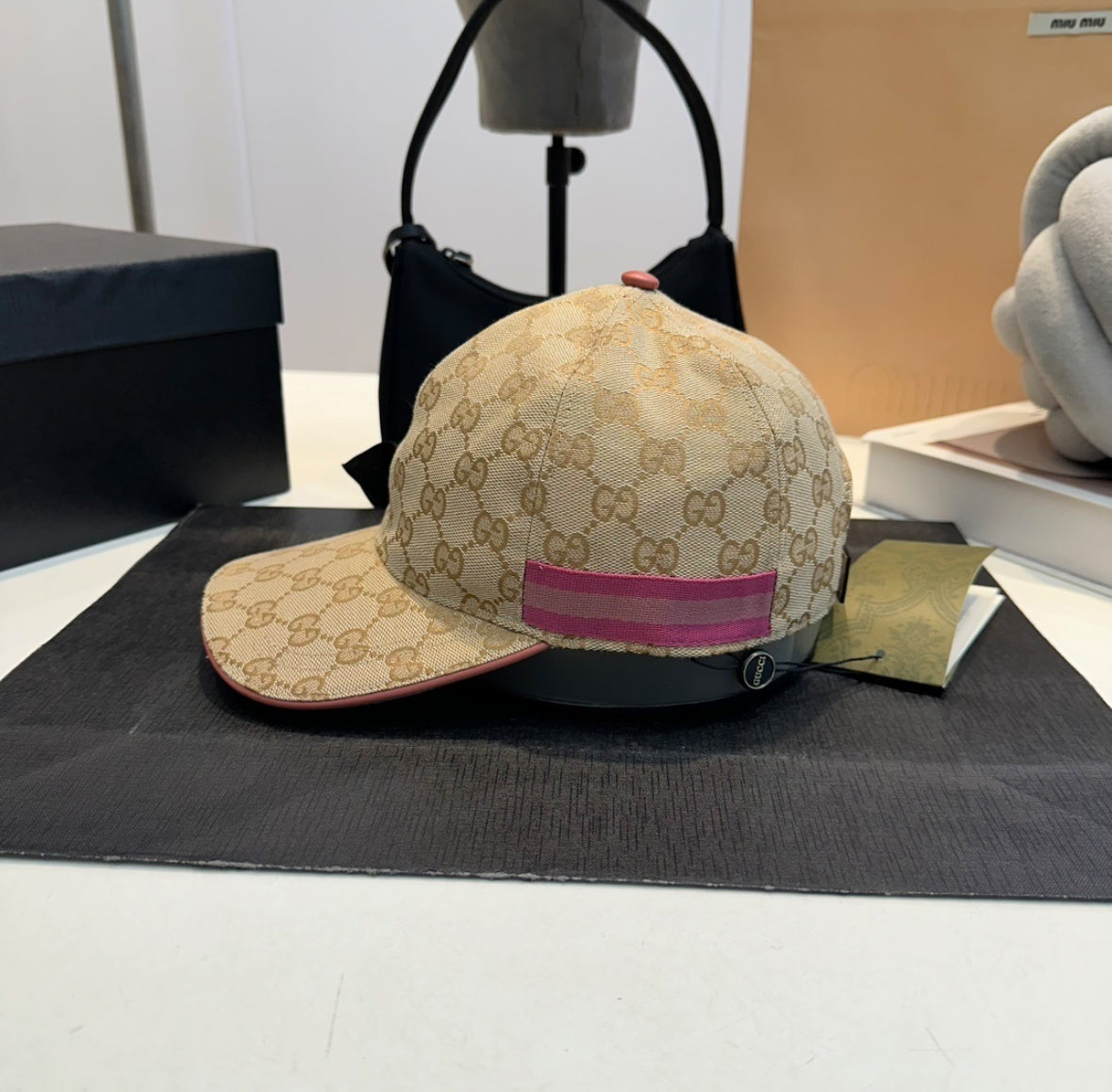 Gucci hat