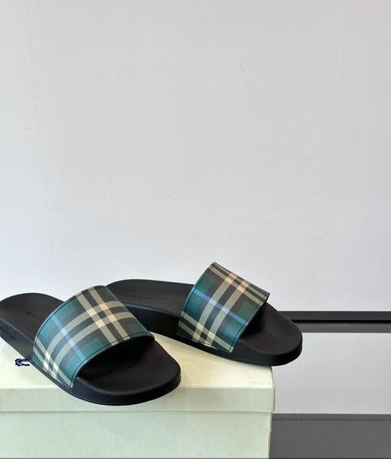 Burberry slides