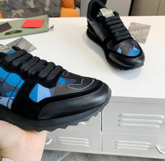 Valentino garvani rockrunner camouflage unisex sneakers blue and black