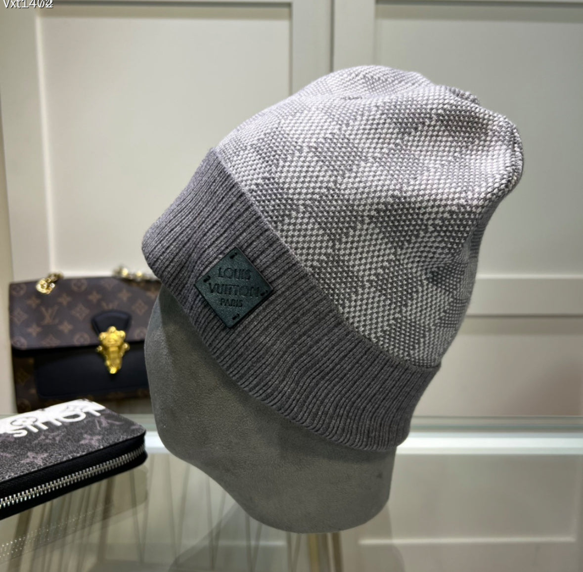 Lv beanie