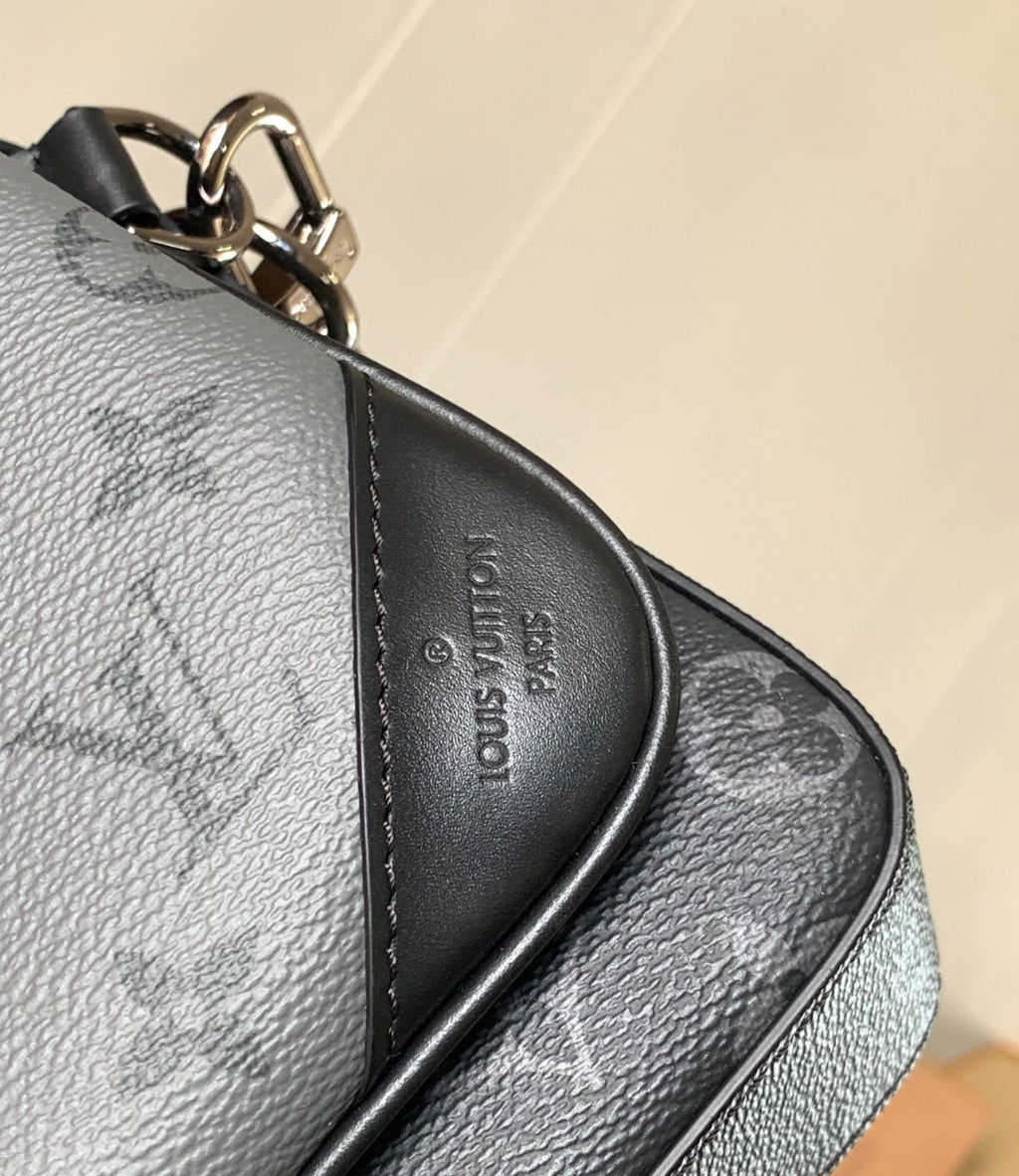 Louis Vuitton Trio Messenger Men’s Bag black and grey