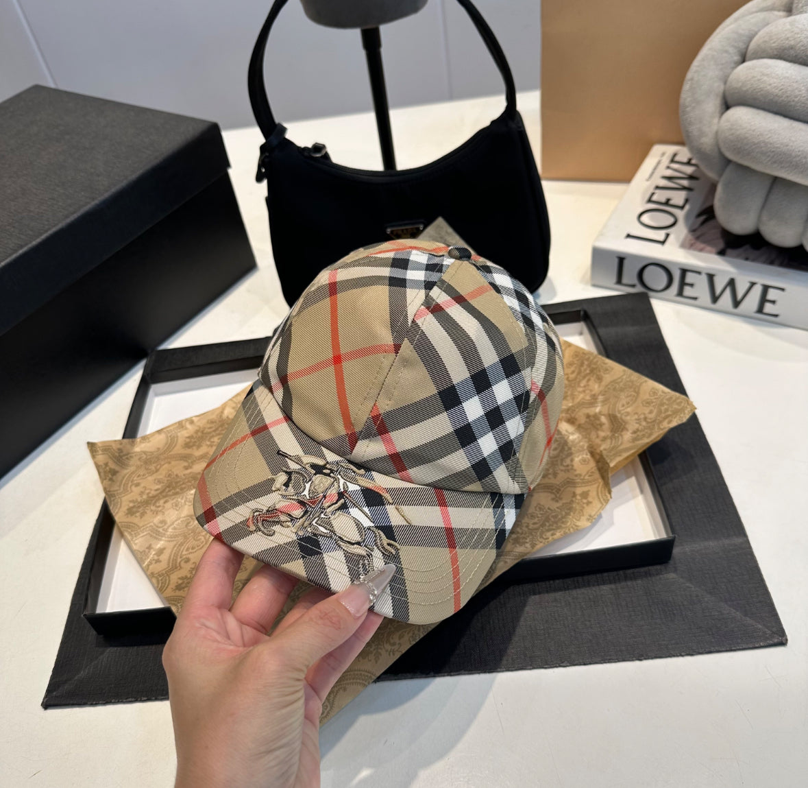 Burberry hat