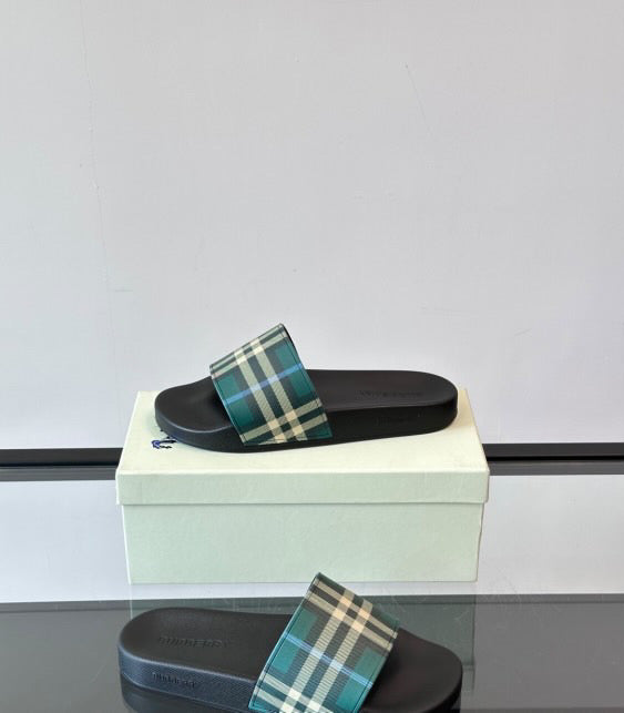 Burberry slides
