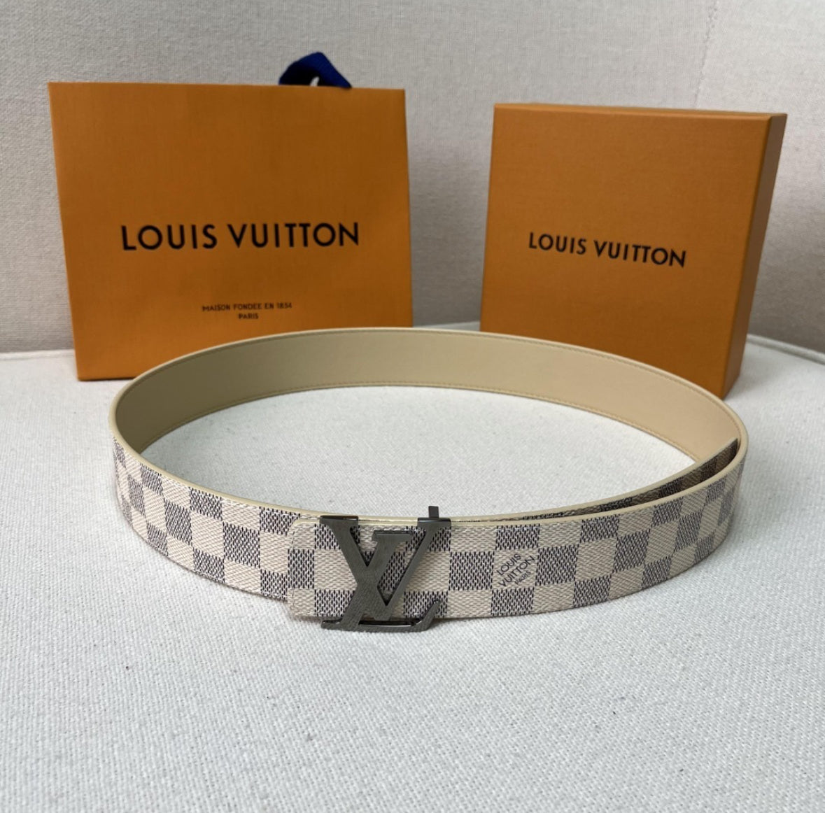 Lv belt