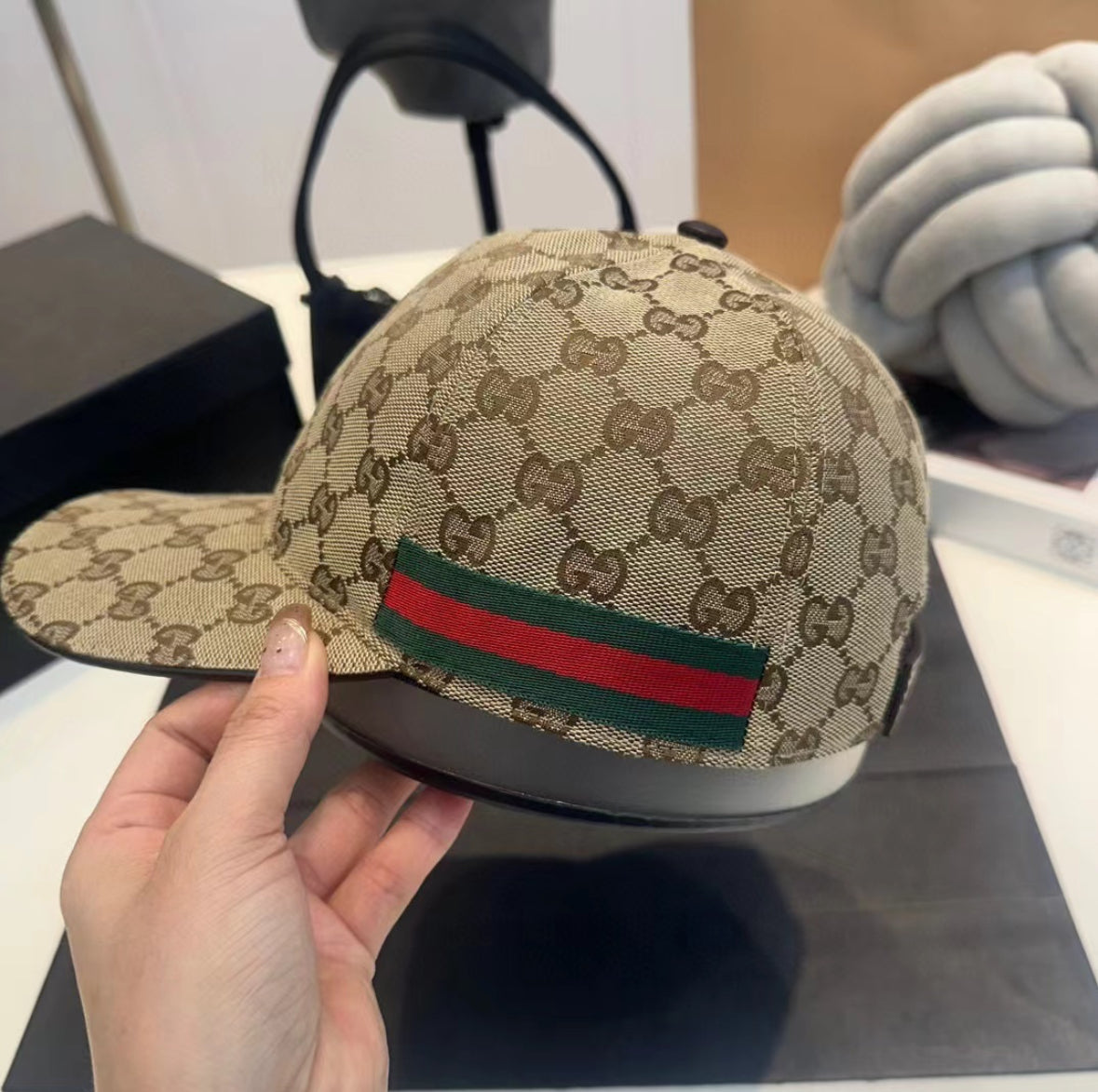 Gucci canvas hat